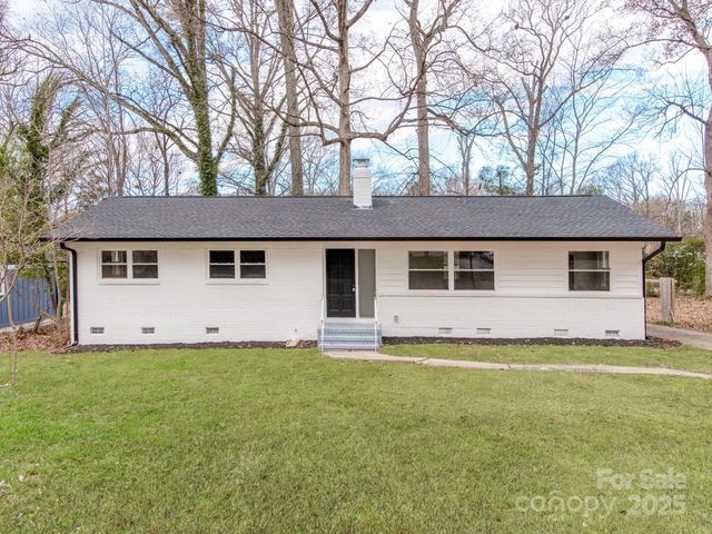 2025 Birchcrest Drive, Charlotte, NC 28205