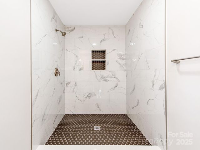 2025 Birchcrest Drive, Charlotte, NC 28205