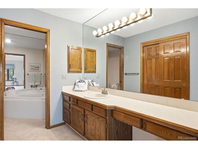 16066 Double Eagle Dr A, Morrison, CO 80465