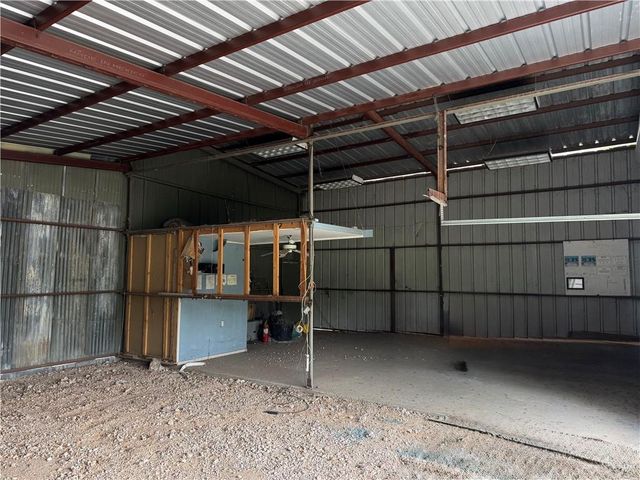 11235 N Moorefield Road, Mission, TX 78574