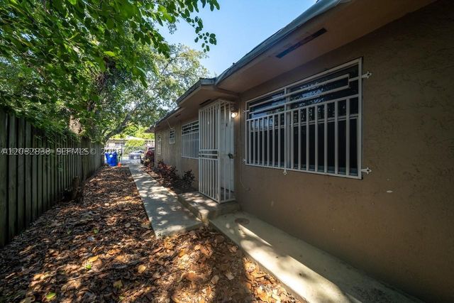5545 NW 3rd Ave E, Miami, FL 33127