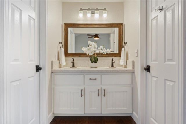 110 Sunset RD, Georgetown, TX 78633