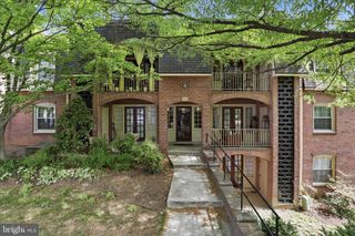 8110 COLONY POINT RD #H, Springfield, VA 22152