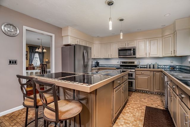 34 Jeffrey, Fitchburg, MA 01420