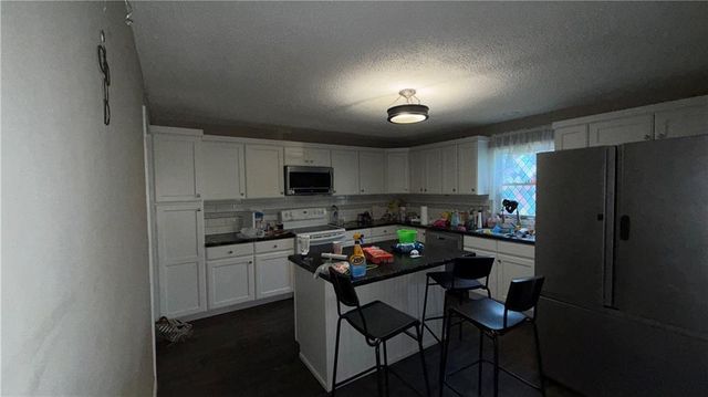 401 W Chestnut Street, Archie, MO 64725