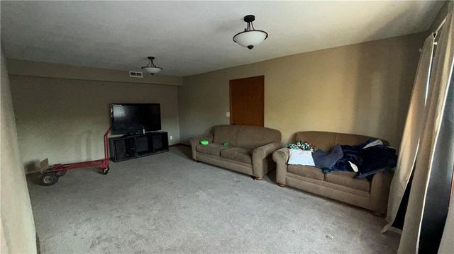 401 W Chestnut Street, Archie, MO 64725