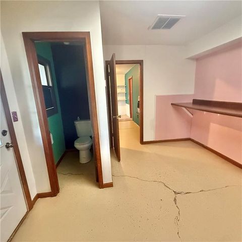 401 W Chestnut Street, Archie, MO 64725