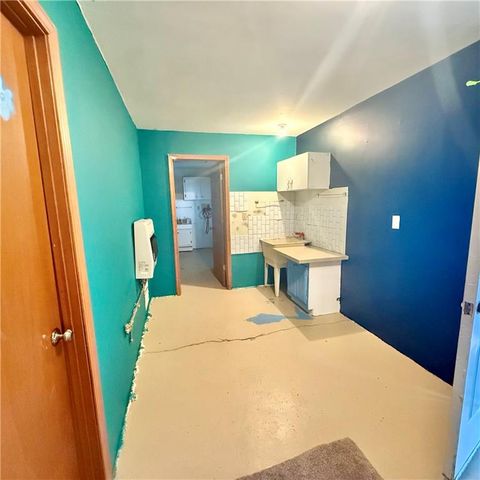 401 W Chestnut Street, Archie, MO 64725