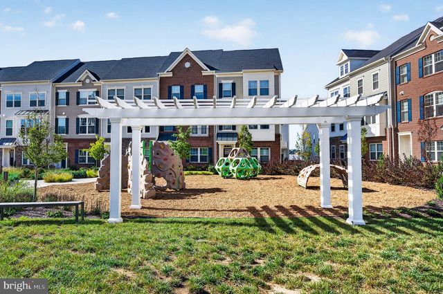 830 SAWBACK SQ NE, Leesburg, VA 20176