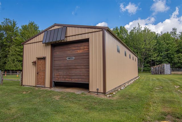 1442 W Tyler Road, Hart, MI 49420