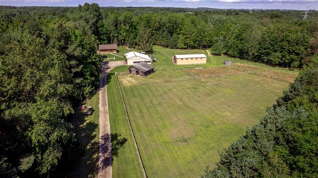 1442 W Tyler Road, Hart, MI 49420