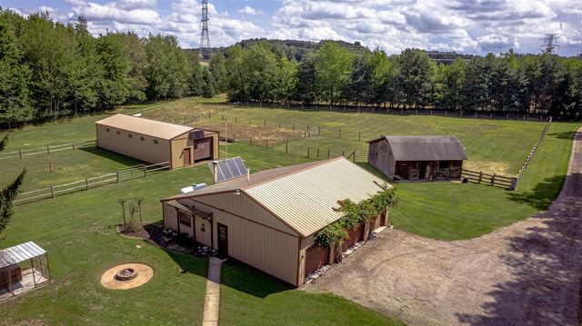 1442 W Tyler Road, Hart, MI 49420