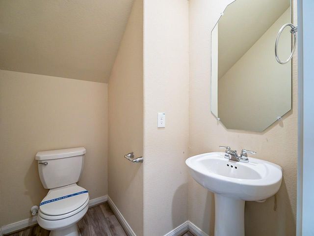 2303 Altman Trail, Houston, TX 77014