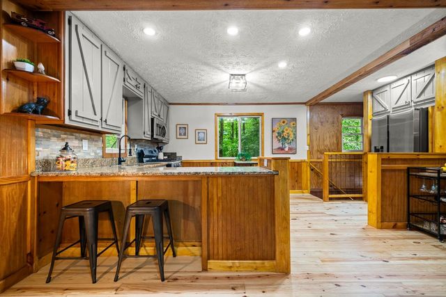 150 Summit Street, Ellijay, GA 30540