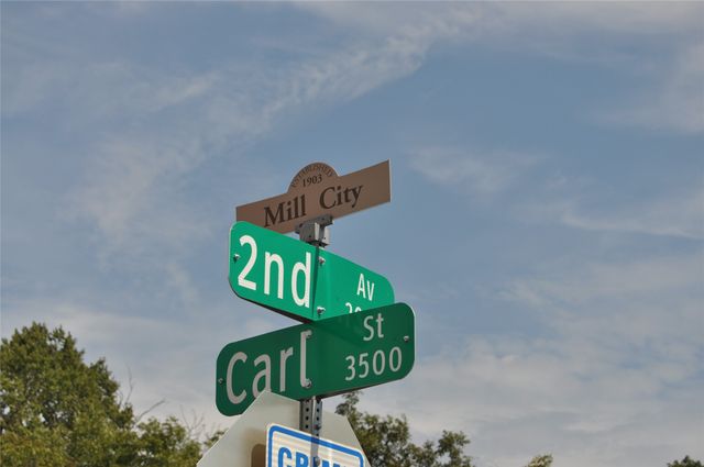 3520 Carl Street, Dallas, TX 75210