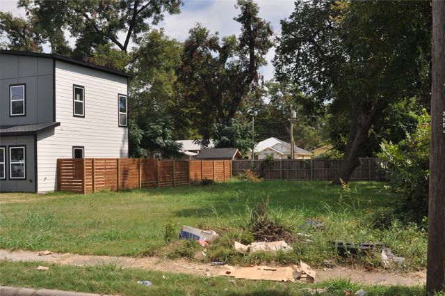 3520 Carl Street, Dallas, TX 75210