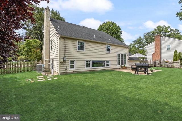 450 PELHAM RD, Cherry Hill, NJ 08034
