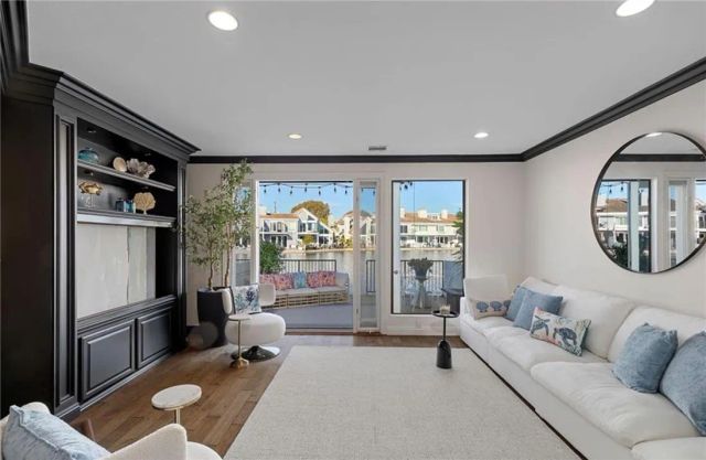 16104 Tortola, Huntington Beach, CA 92649