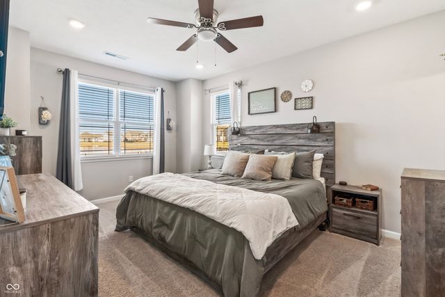 6664 Dunkirk Drive, Mccordsville, IN 46055