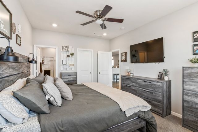 6664 Dunkirk Drive, Mccordsville, IN 46055