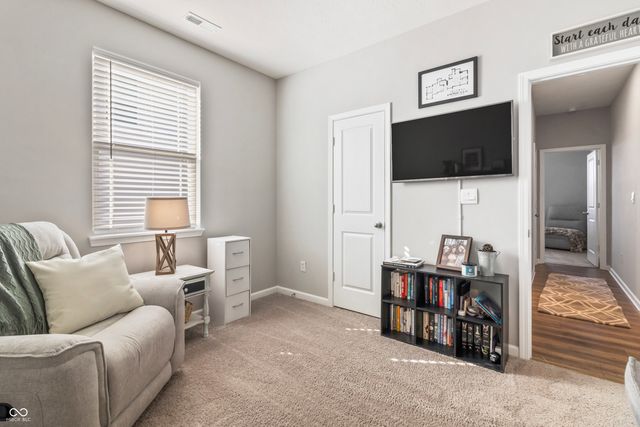 6664 Dunkirk Drive, Mccordsville, IN 46055