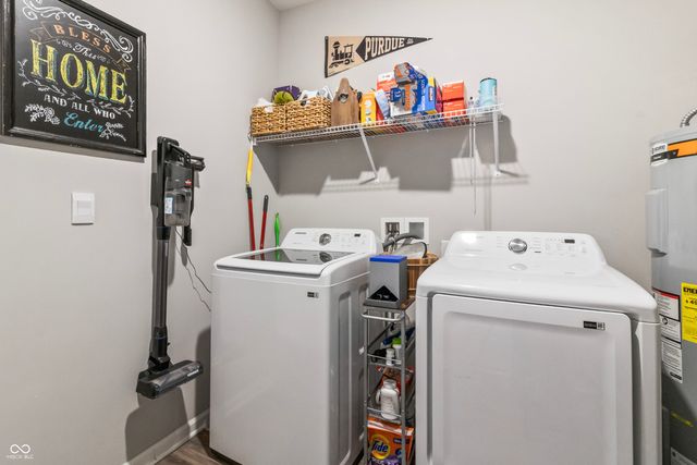 6664 Dunkirk Drive, Mccordsville, IN 46055