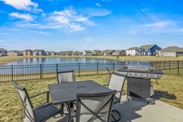 6664 Dunkirk Drive, Mccordsville, IN 46055