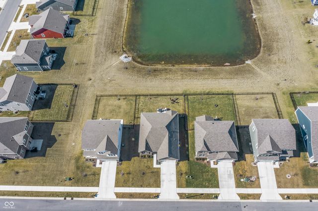 6664 Dunkirk Drive, Mccordsville, IN 46055