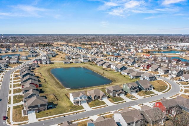 6664 Dunkirk Drive, Mccordsville, IN 46055