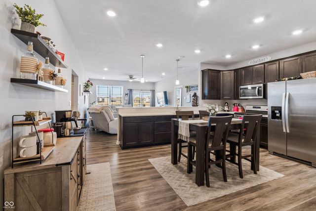 6664 Dunkirk Drive, Mccordsville, IN 46055