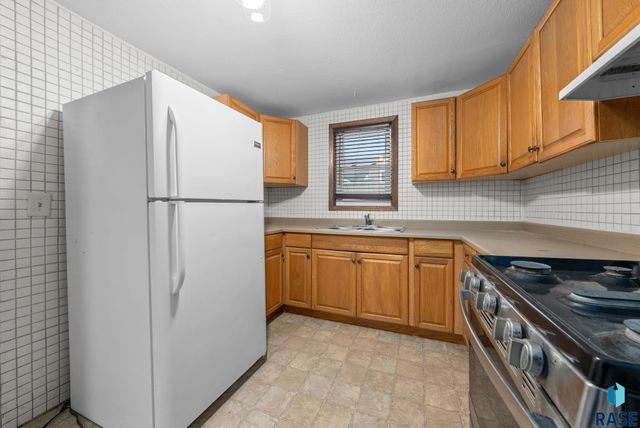611 N Walts Ave Avenue, Sioux Falls, SD 57104