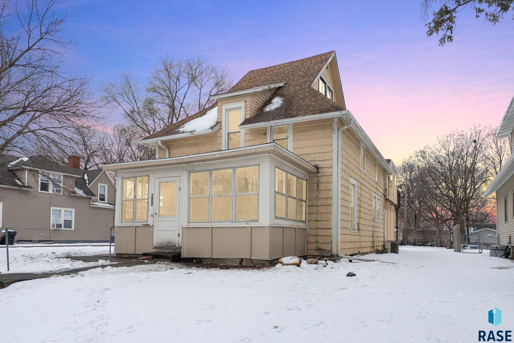 611 N Walts Ave Avenue, Sioux Falls, SD 57104