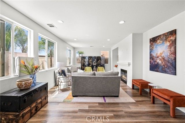 29889 Warm Sands Drive, Menifee, CA 92584