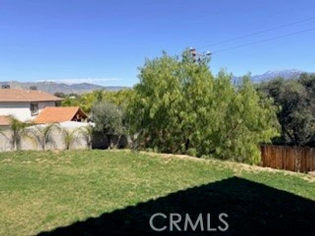 27370 Stonehenge, Hemet, CA 92544