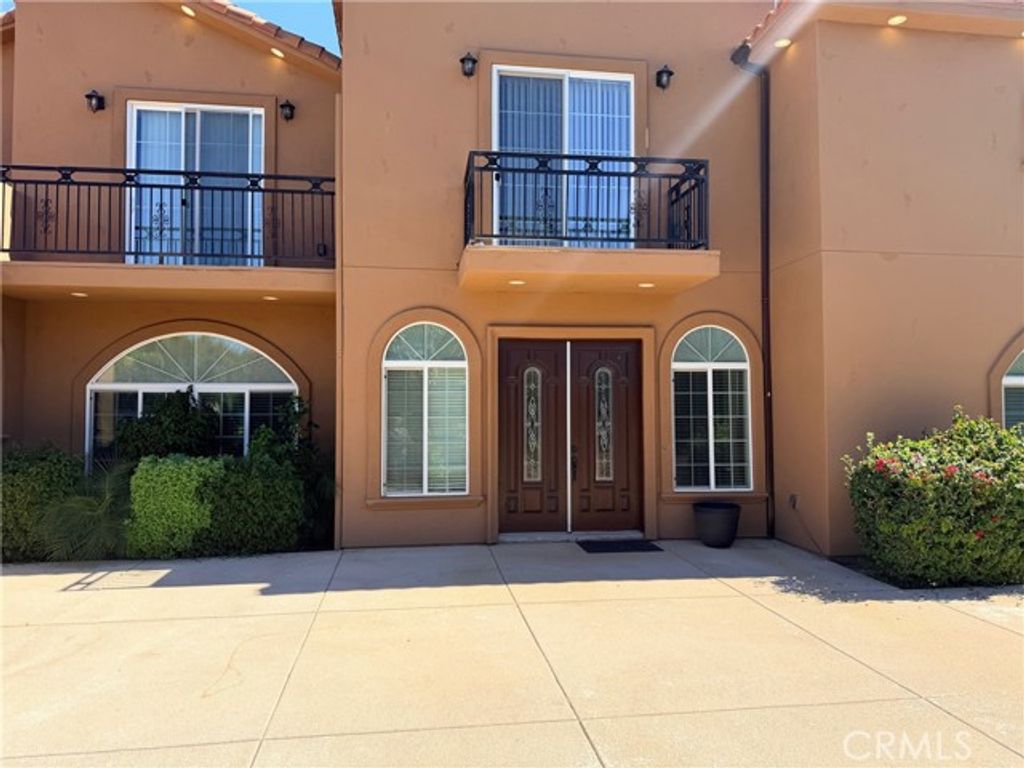 27370 Stonehenge, Hemet, CA 92544