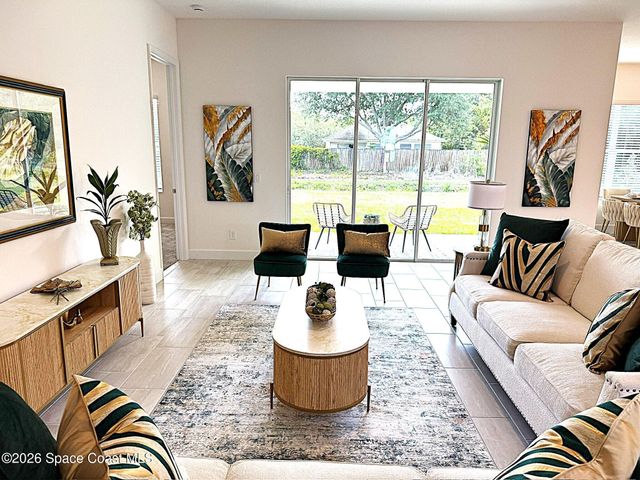 530 Janus Road NE, Palm Bay, FL 32907