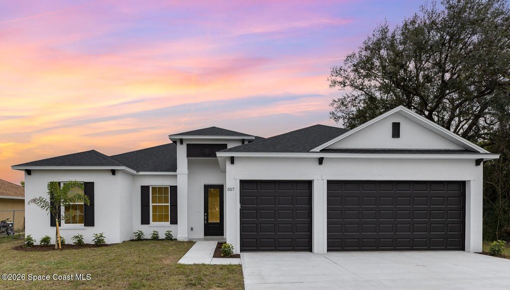 530 Janus Road NE, Palm Bay, FL 32907