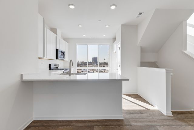 1274 Catalina Court, Schaumburg, IL 60173