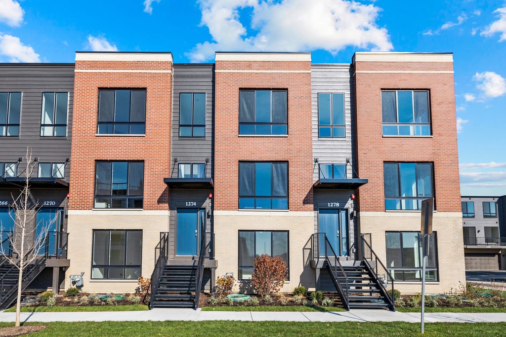 1274 Catalina Court, Schaumburg, IL 60173