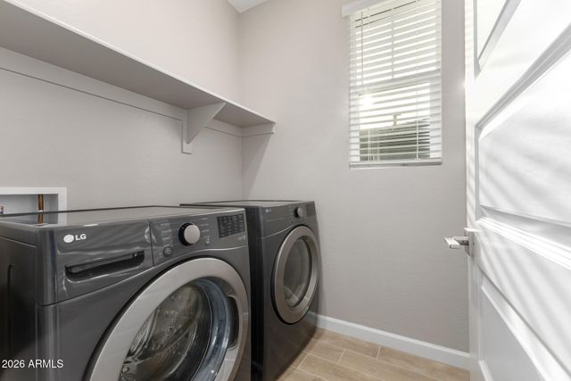 5818 E ZACHARY Drive, Phoenix, AZ 85054