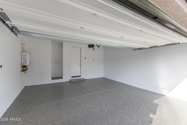 5818 E ZACHARY Drive, Phoenix, AZ 85054