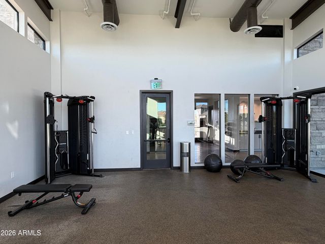 5818 E ZACHARY Drive, Phoenix, AZ 85054