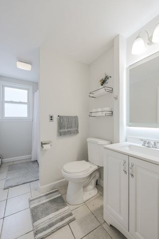 229 Fairmont Ave, Worcester, MA 01604