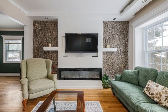 229 Fairmont Ave, Worcester, MA 01604