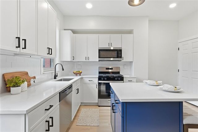 172 49th St, Lawrenceville, PA 15201