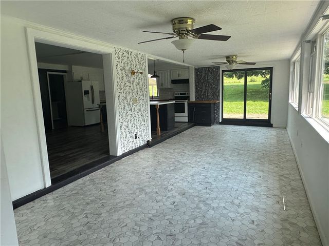 8557 Reeds Corners Road, Sparta, NY 14437