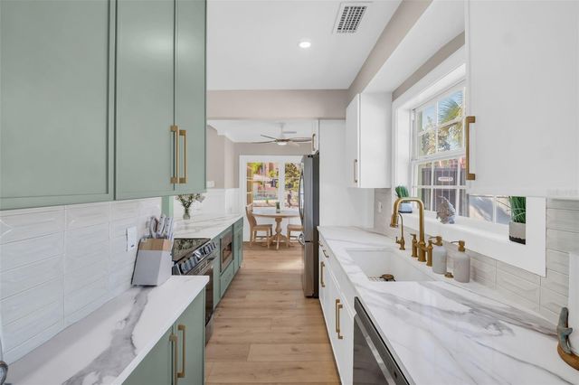 16613 GULF BOULEVARD, North Redington Beach, FL 33708