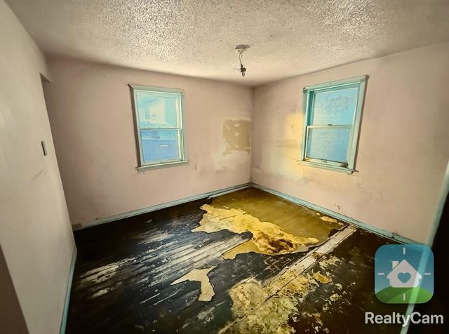 111 Rotterdam Avenue, Muskegon, MI 49444