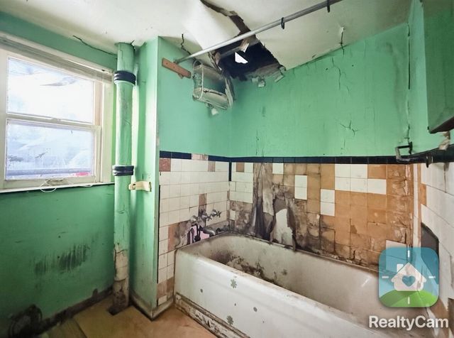 111 Rotterdam Avenue, Muskegon, MI 49444