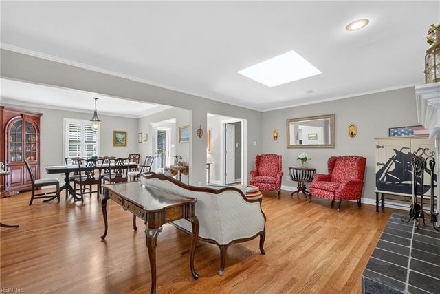 100 Holdsworth RD, Williamsburg, VA 23185